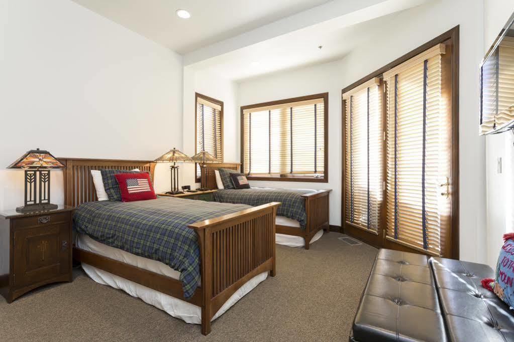 Trail S End Lodge Парк Сити Екстериор снимка