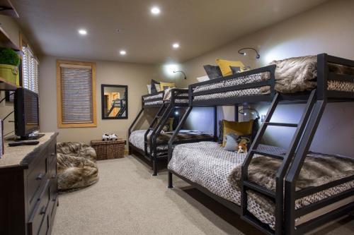 Trail S End Lodge Парк Сити Екстериор снимка